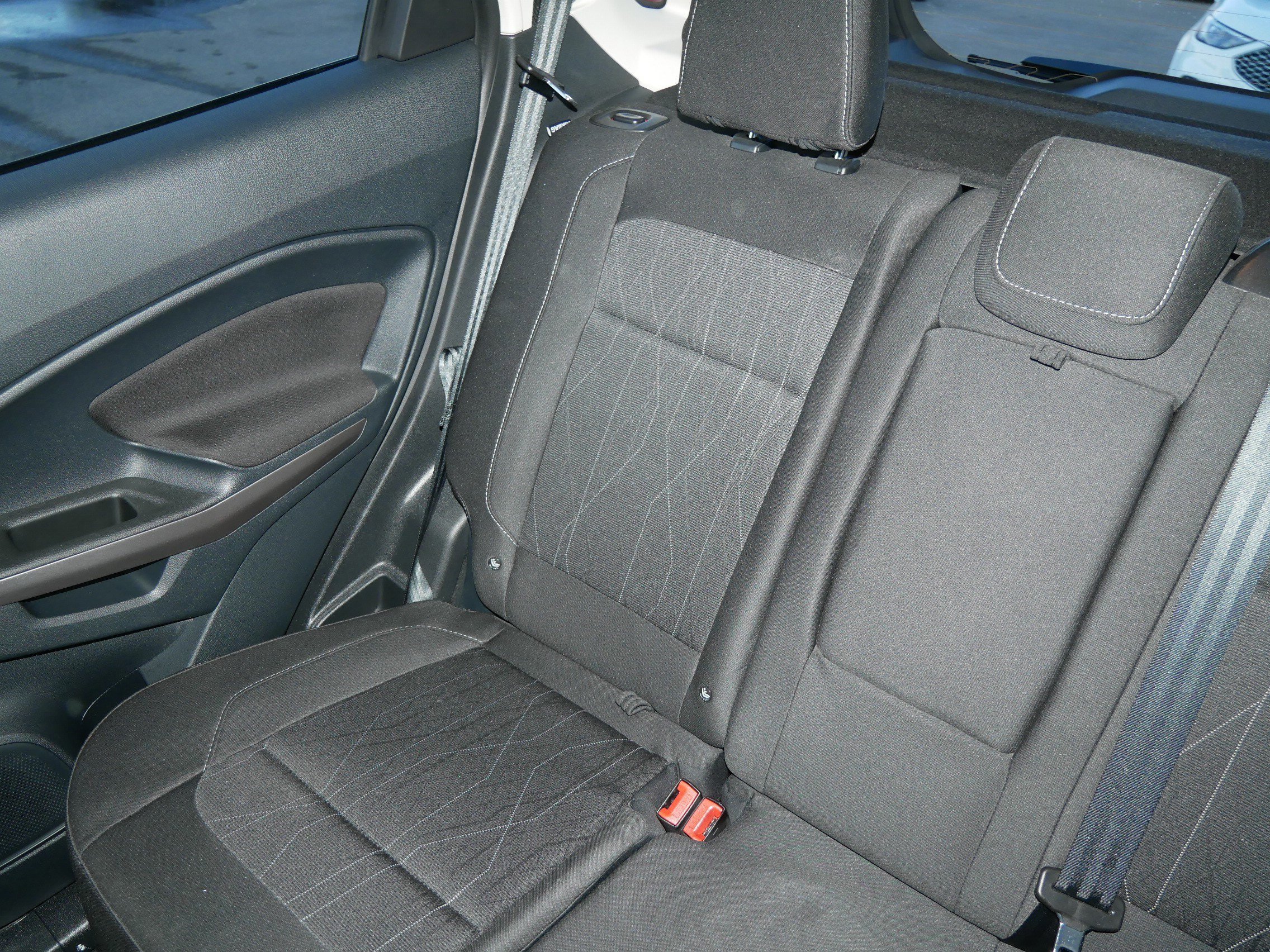 Certified 2021 Ford EcoSport SE w/ SE Convenience Package image 12