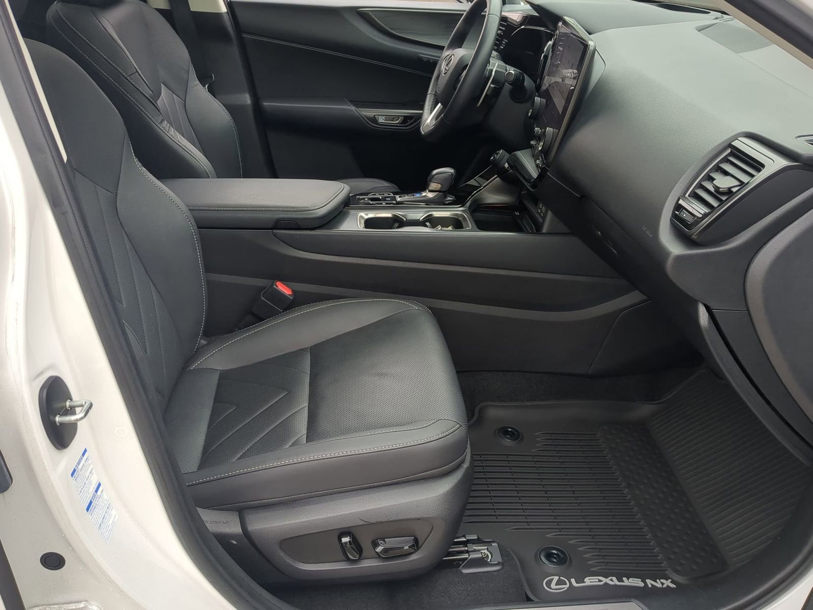 Used 2023 Lexus NX 350h AWD w/ Towing Package (2000 Lbs) image 25