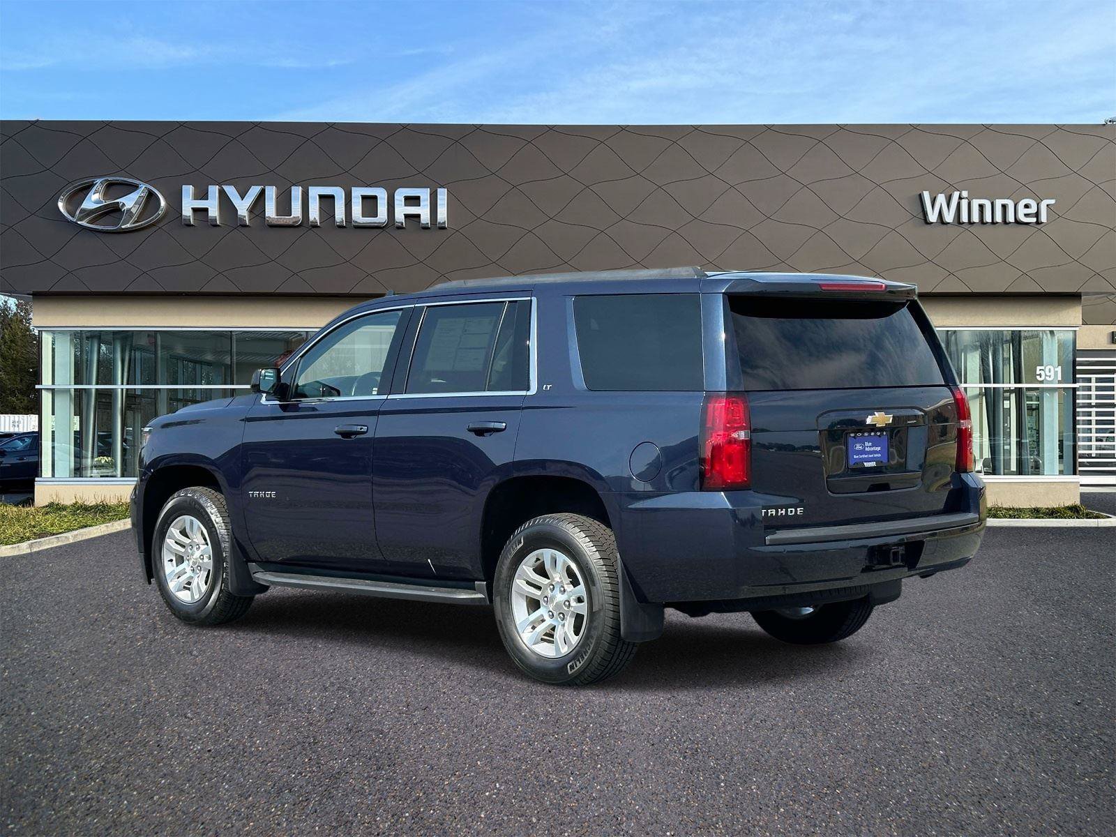 Used 2019 Chevrolet Tahoe LT AWD/4WD image 2
