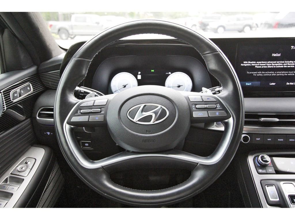 Used 2024 Hyundai Palisade Calligraphy image 15