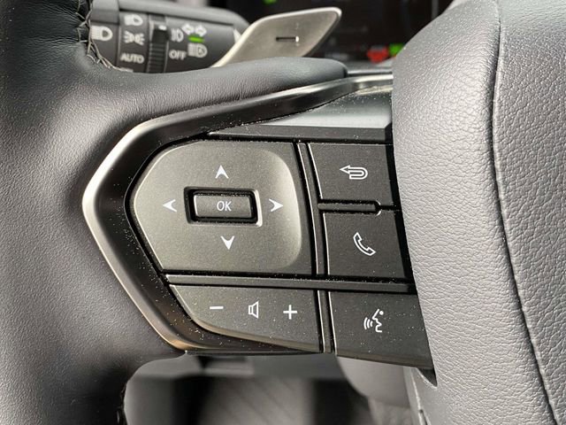 Used 2025 Lexus LX 700h Luxury w/ Appearance Package image 30