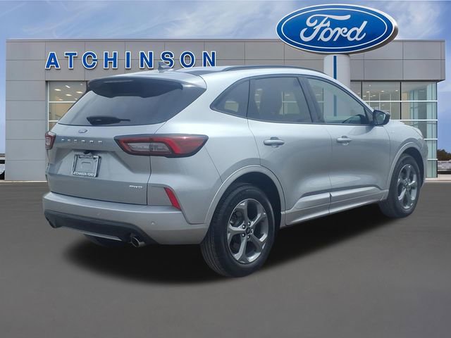 Certified 2023 Ford Escape ST-Line w/ Tech Pack #1 AWD/4WD image 6