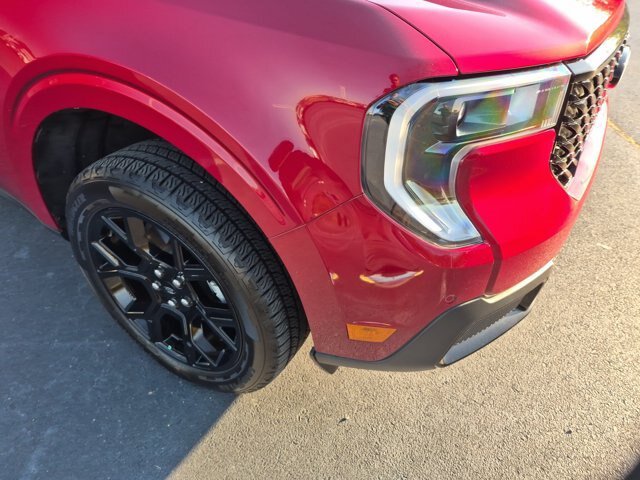 Certified 2025 Ford Maverick Lariat AWD/4WD image 10