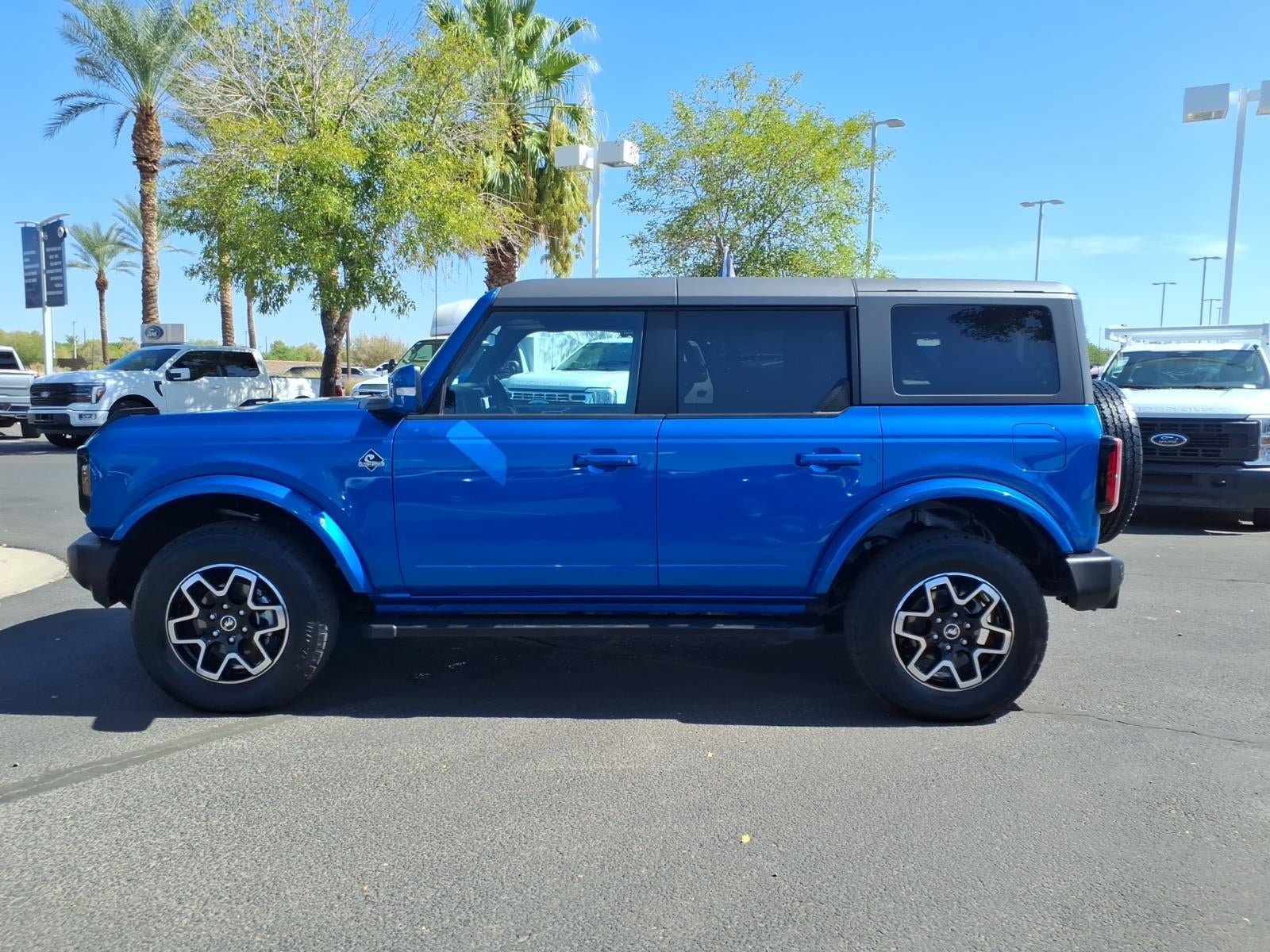 Certified 2023 Ford Bronco Outer Banks AWD/4WD image 7