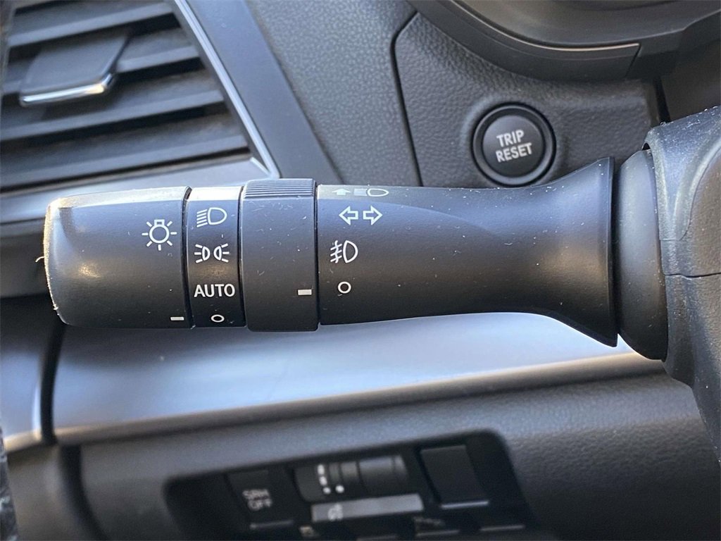 Used 2018 Subaru Crosstrek 2.0i Limited image 21