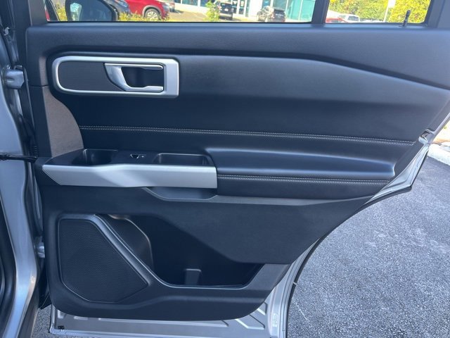 Certified 2022 Ford Explorer XLT w/ Equipment Group 202A image 28