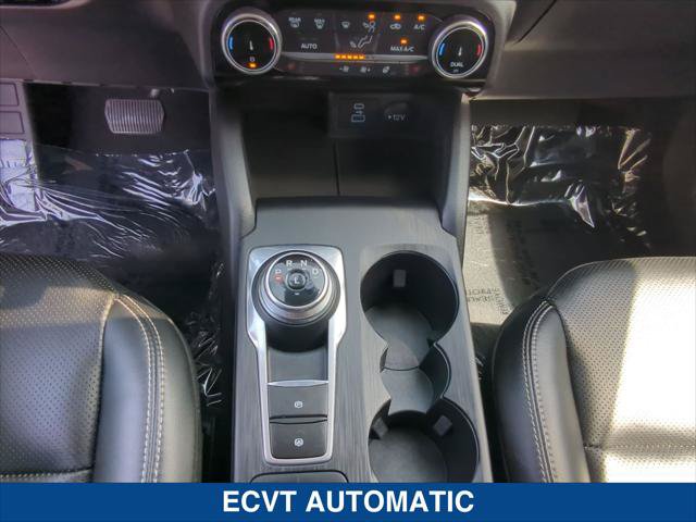Certified 2022 Ford Escape Titanium FWD image 19