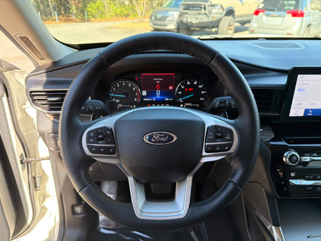 Certified 2021 Ford Explorer Limited w/ Equipment Group 301A AWD/4WD image 26