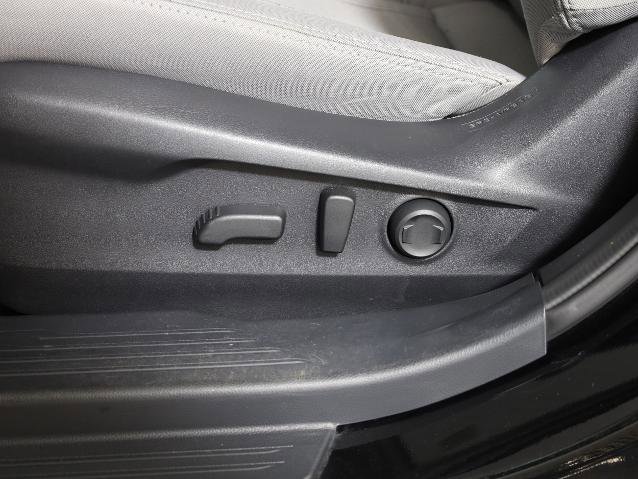 Used 2023 Subaru Legacy Premium image 18