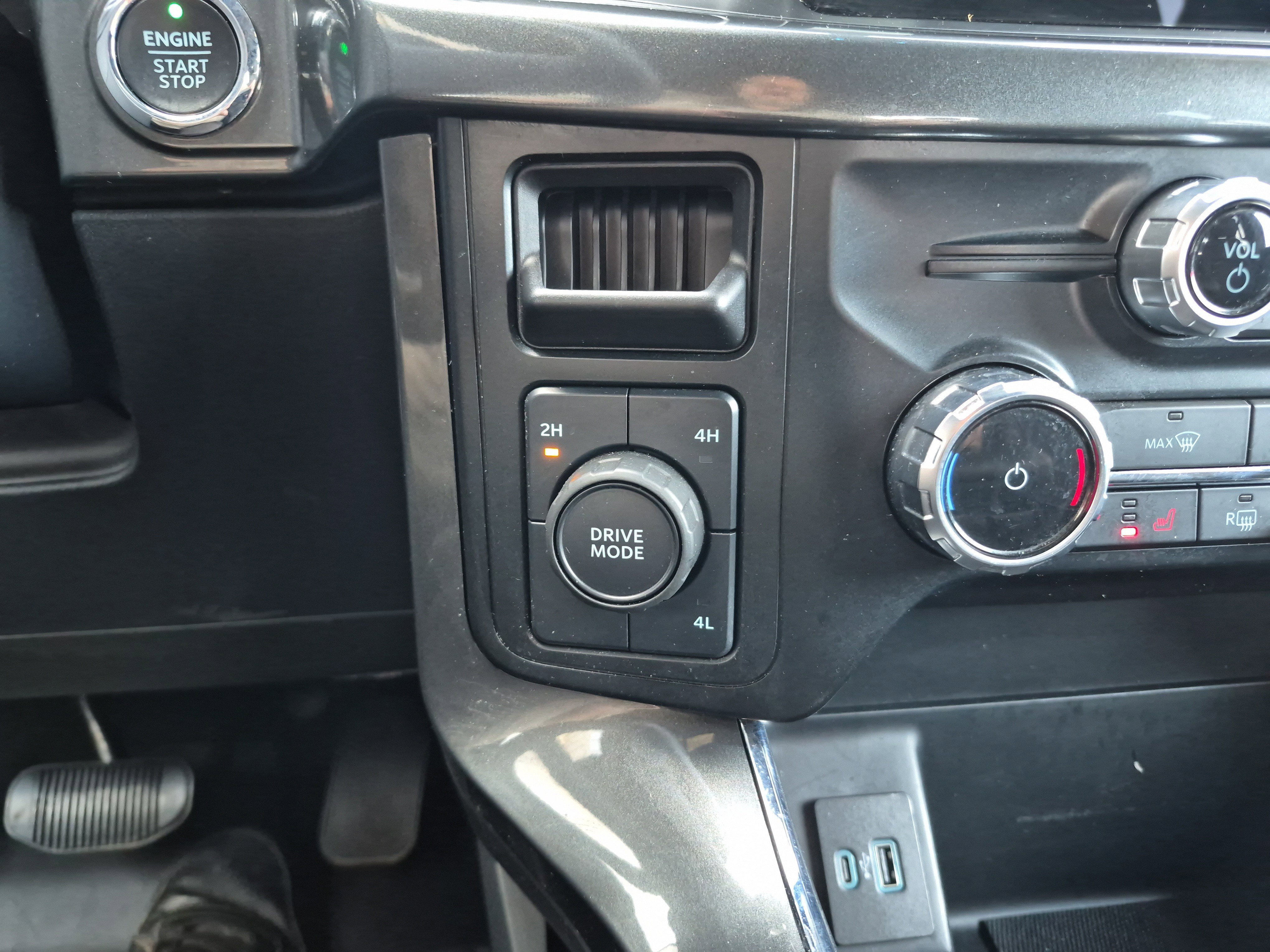 Certified 2023 Ford F150 XLT w/ Equipment Group 302A High image 31