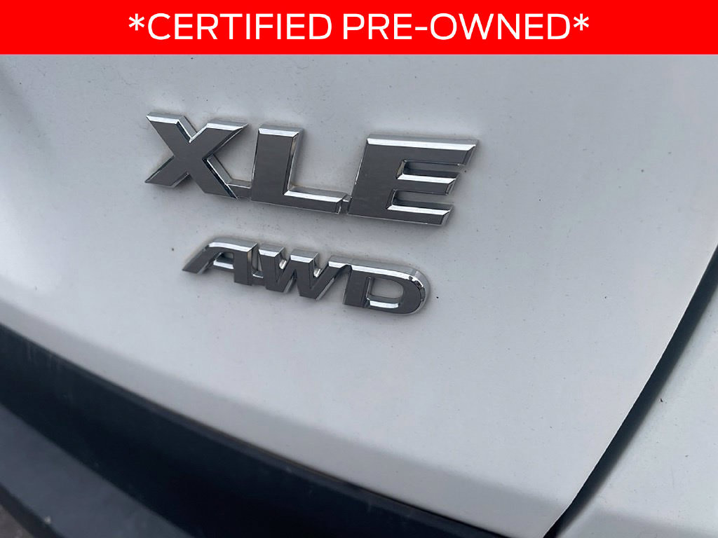 Used 2020 Toyota RAV4 XLE w/ All Weather Liner Package AWD/4WD image 4