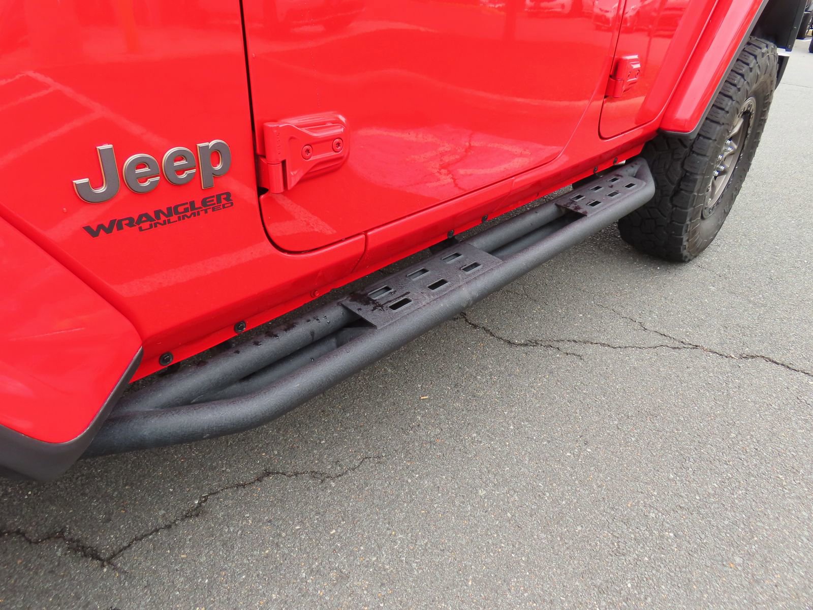 Used 2022 Jeep Wrangler Unlimited Rubicon w/ Trailer Tow Package AWD/4WD image 12