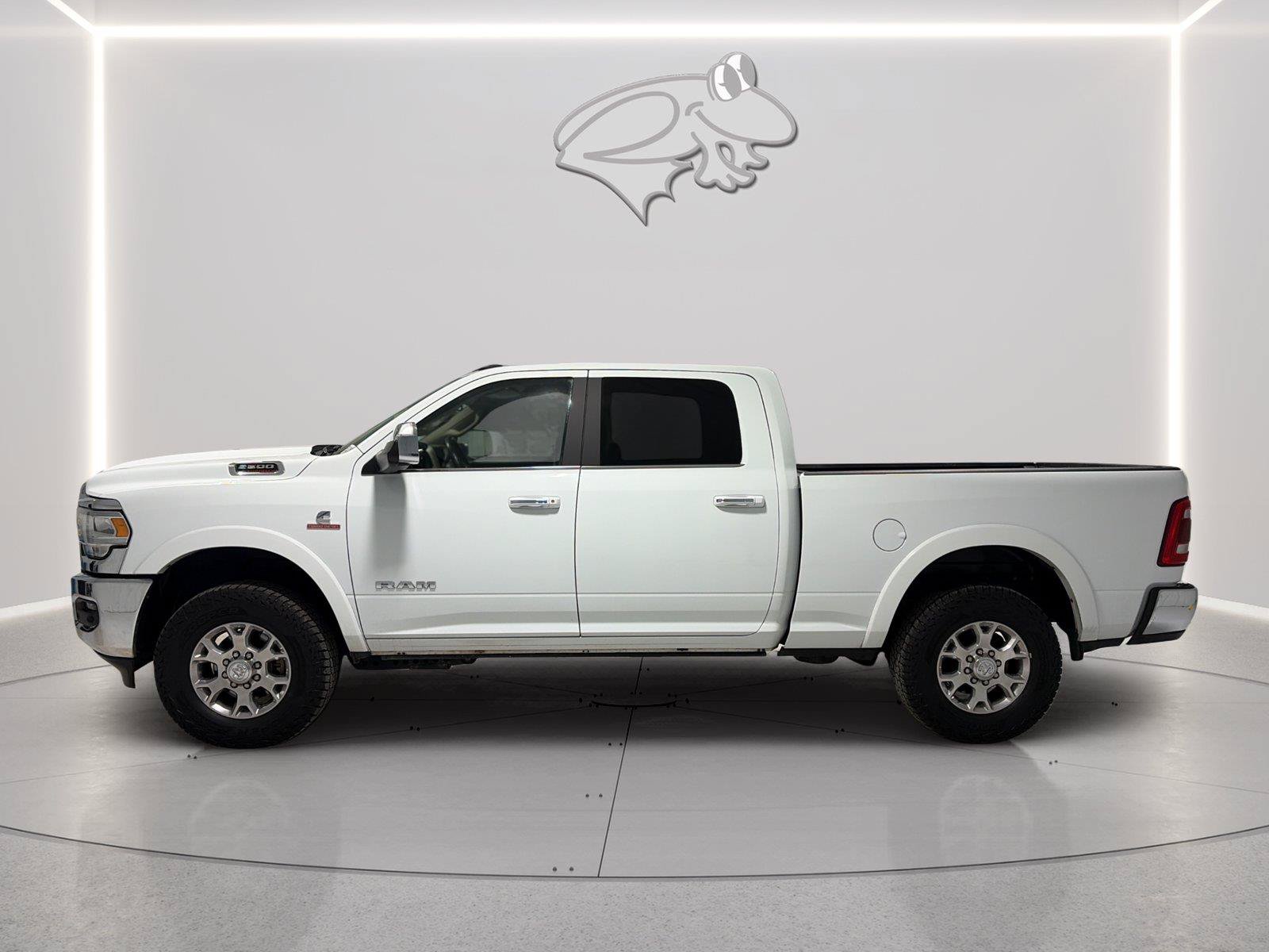 Used 2022 RAM 2500 Laramie AWD/4WD image 2