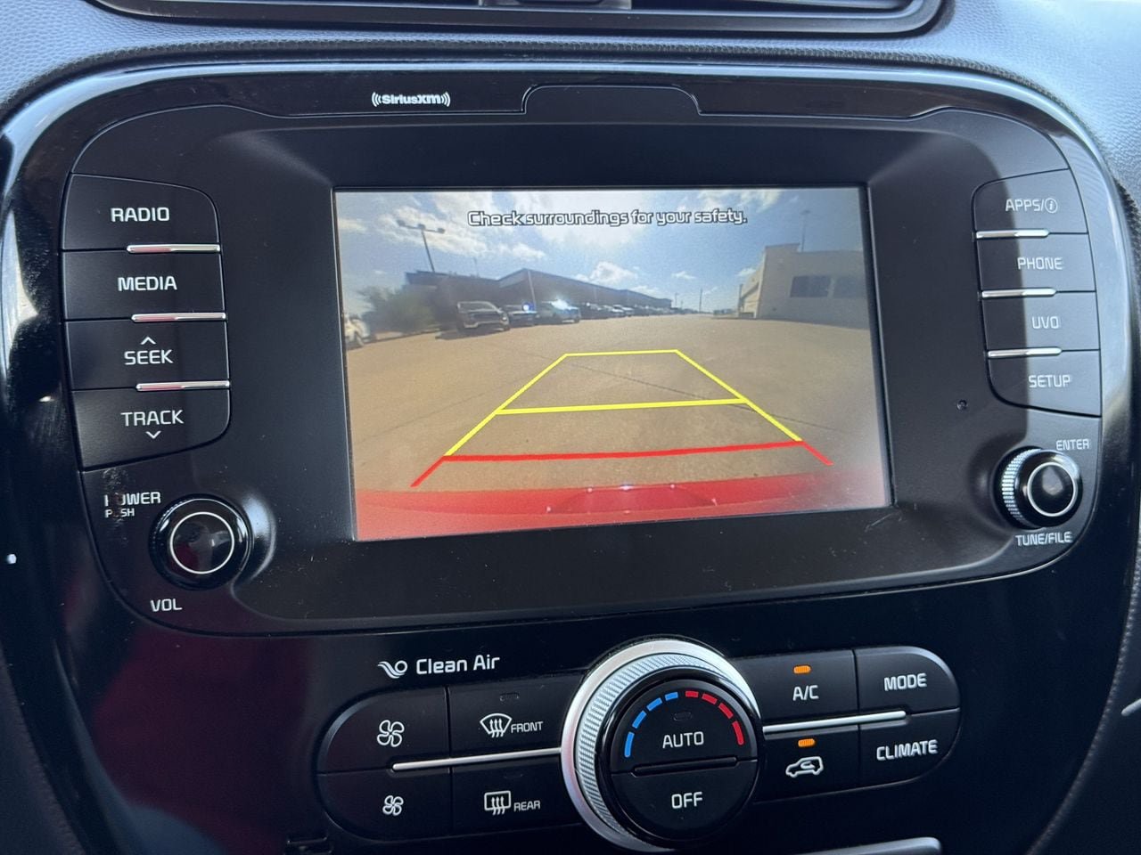 Used 2018 Kia Soul ! FWD image 18