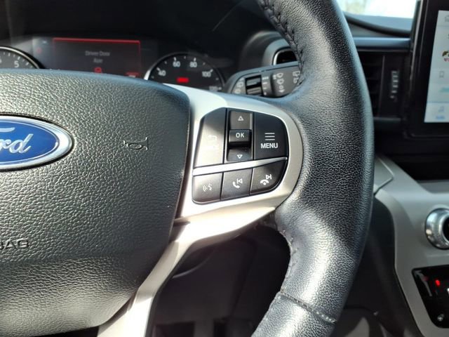 Certified 2023 Ford Explorer XLT w/ Equipment Group 202A image 18