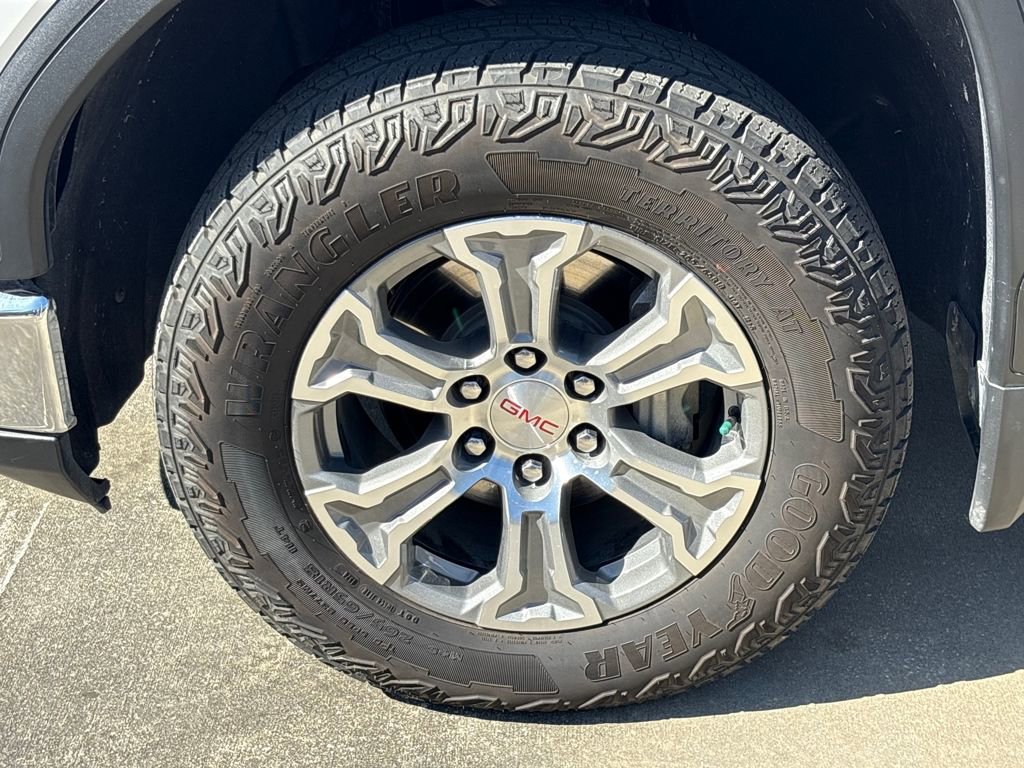 Used 2024 GMC Sierra 1500 SLE w/ Preferred Package image 11