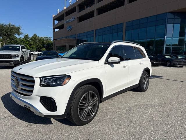 Used 2026 Mercedes-Benz GLS 450 4MATIC image 2
