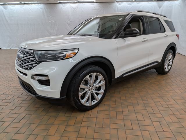 Certified 2023 Ford Explorer Platinum w/ Technology Package RWD image 3