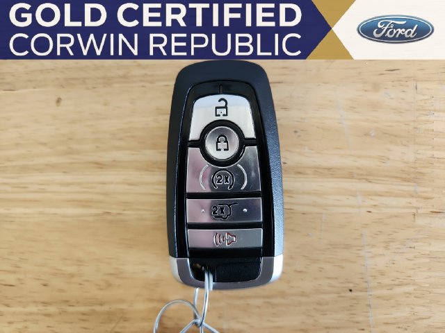 Certified 2022 Ford Escape SEL AWD/4WD image 10