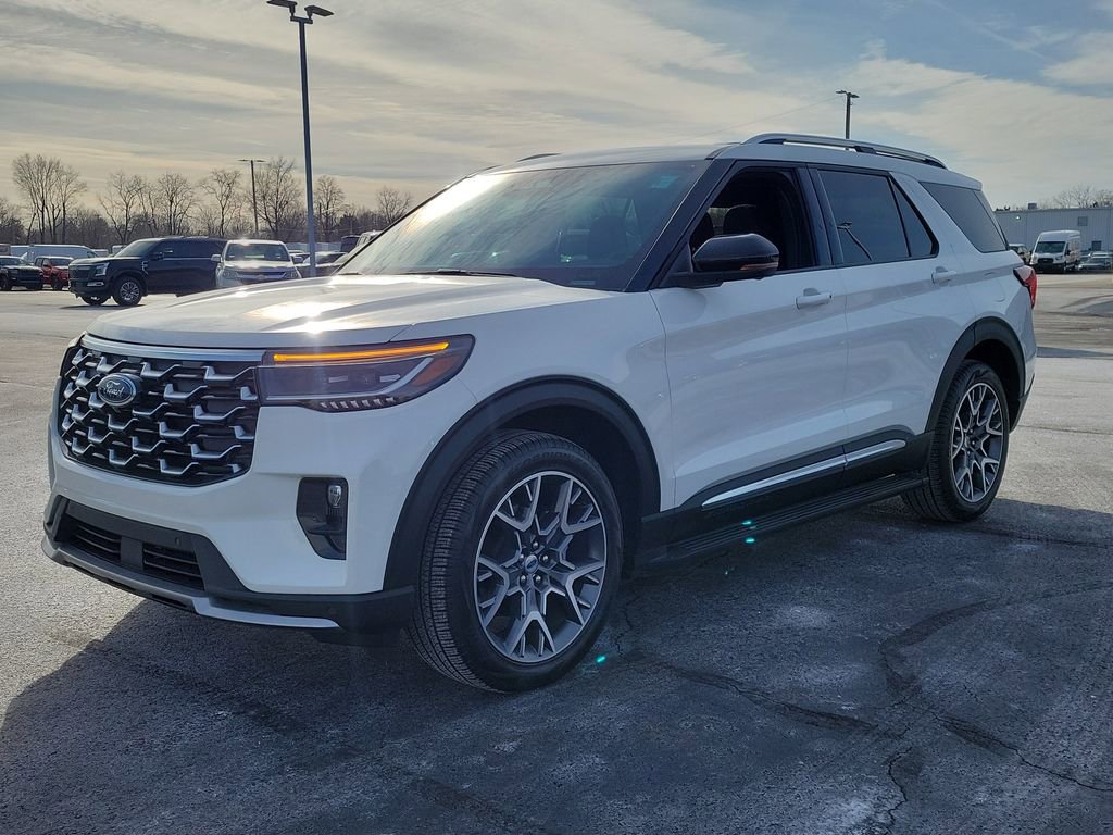 Certified 2025 Ford Explorer Platinum w/ Ultimate Package AWD/4WD image 2