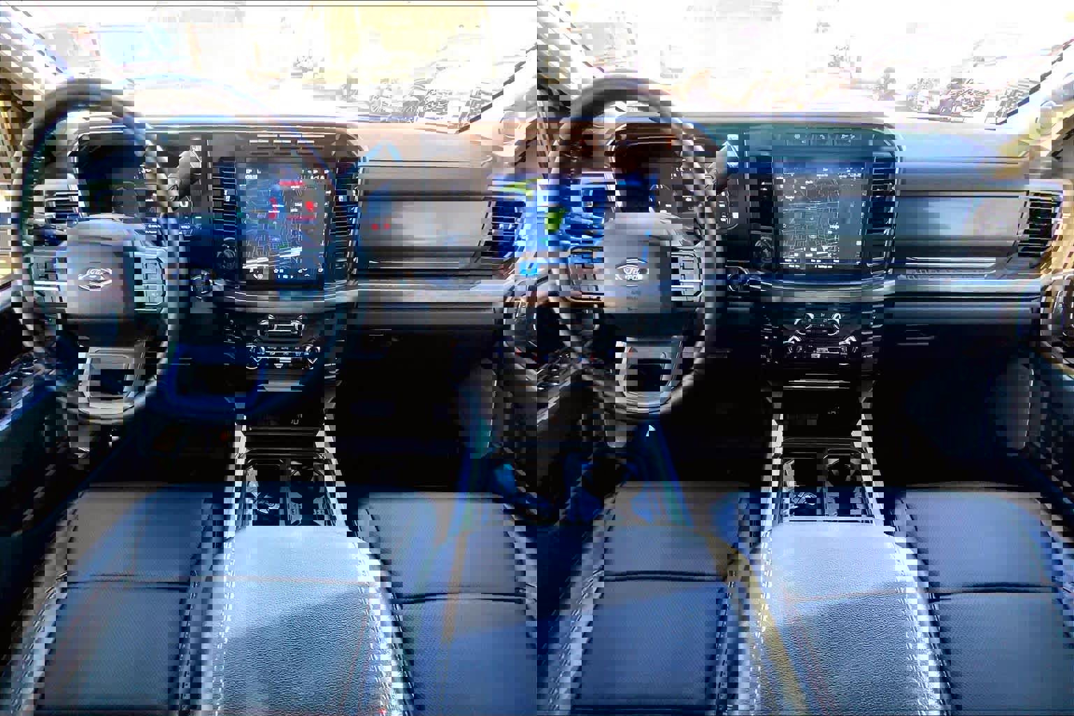 Certified 2024 Ford F250 Lariat w/ Lariat Ultimate Package image 13