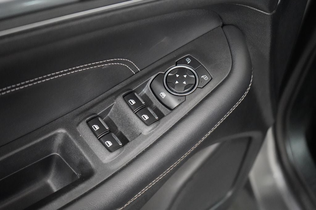 Certified 2024 Ford Edge Titanium AWD/4WD image 27