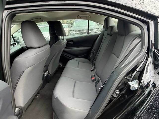 Used 2024 Toyota Corolla LE FWD image 12