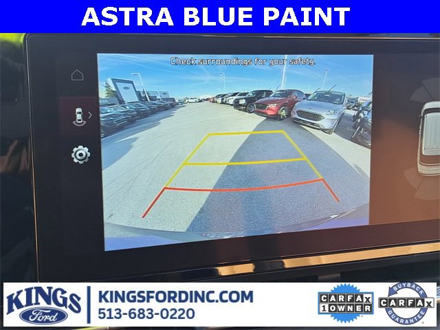 Used 2024 Kia Carnival EX image 14