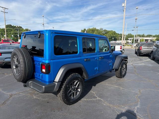 Used 2024 Jeep Wrangler Unlimited Sport AWD/4WD image 7