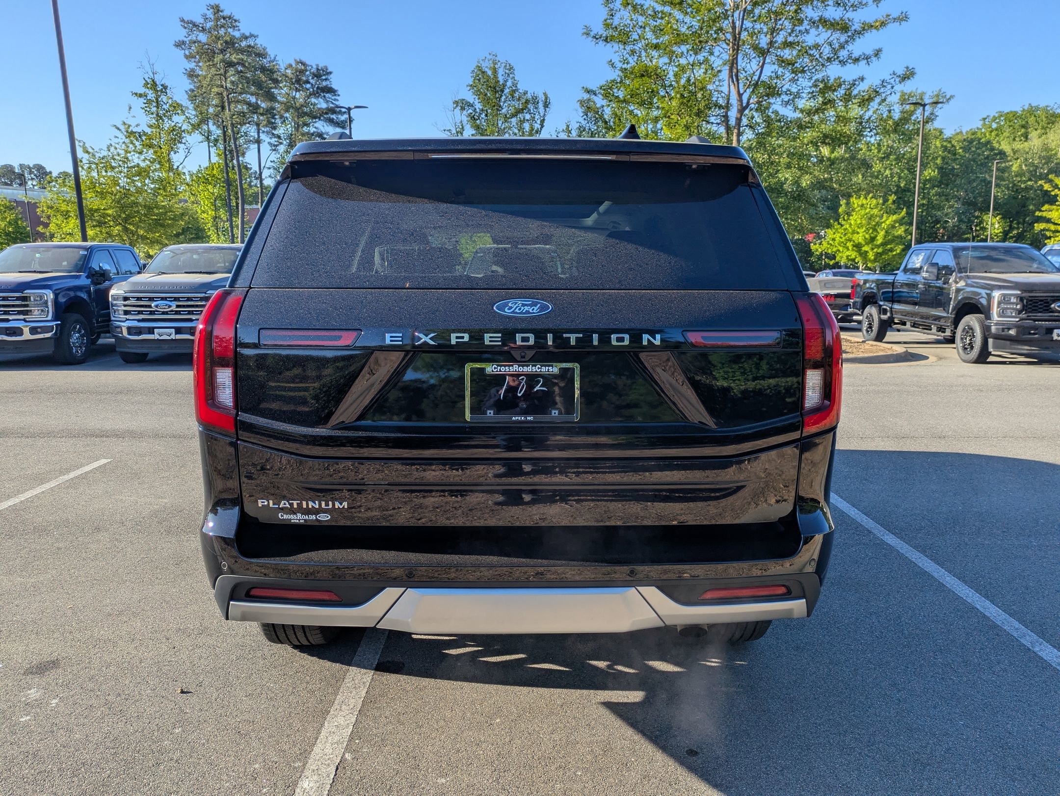 Certified 2025 Ford Expedition Platinum w/ Platinum Ultimate Package AWD/4WD image 5