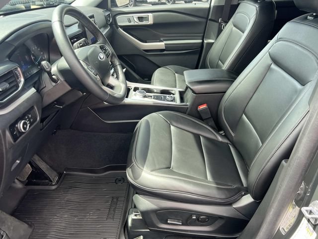 Certified 2024 Ford Explorer XLT w/ Equipment Group 202A AWD/4WD image 19