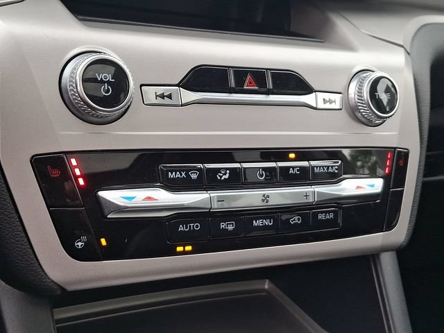 Certified 2023 Ford Explorer XLT w/ Equipment Group 202A AWD/4WD image 29