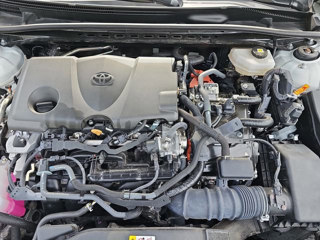 Used 2025 Toyota Camry LE FWD image 32