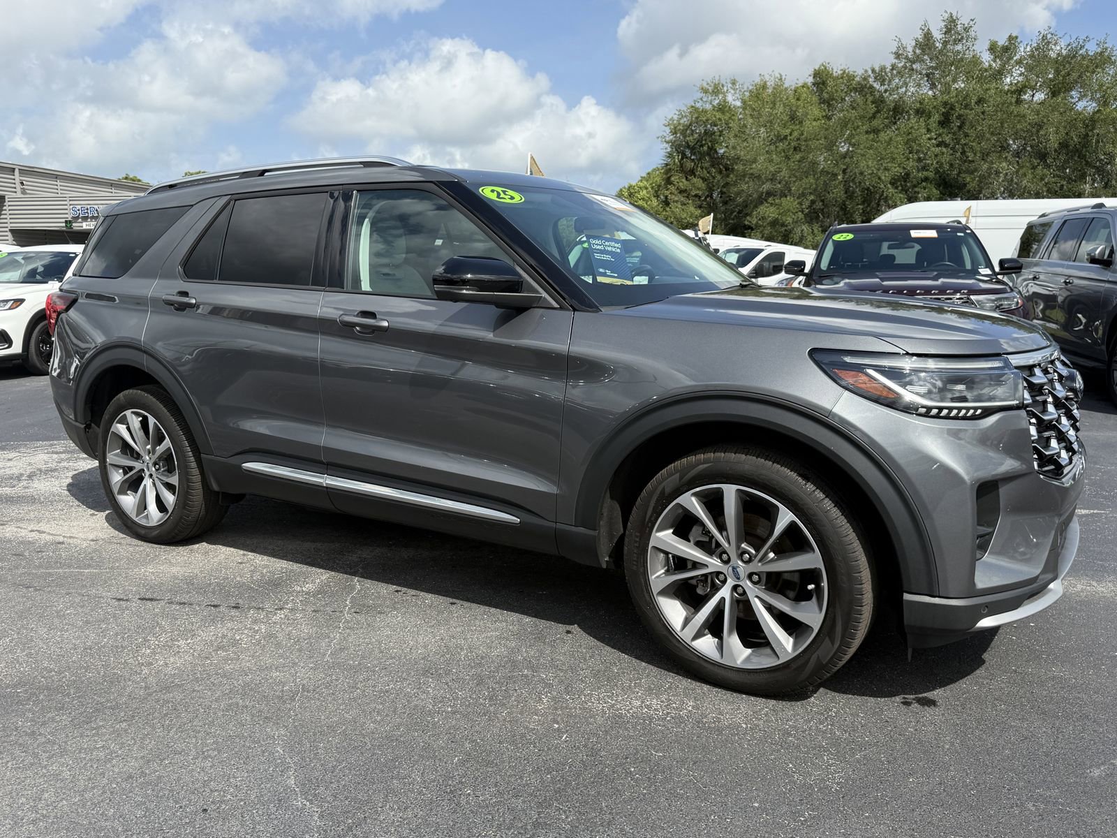 Certified 2025 Ford Explorer Platinum w/ Ultimate Package AWD/4WD image 2