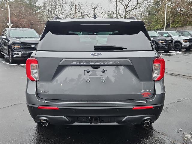 Certified 2023 Ford Explorer XLT w/ Equipment Group 202A image 3