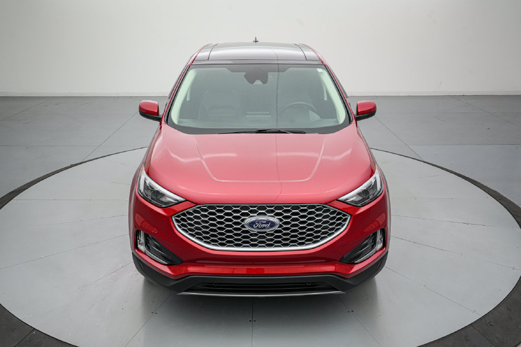 Certified 2024 Ford Edge SEL w/ Convenience Package AWD/4WD image 9