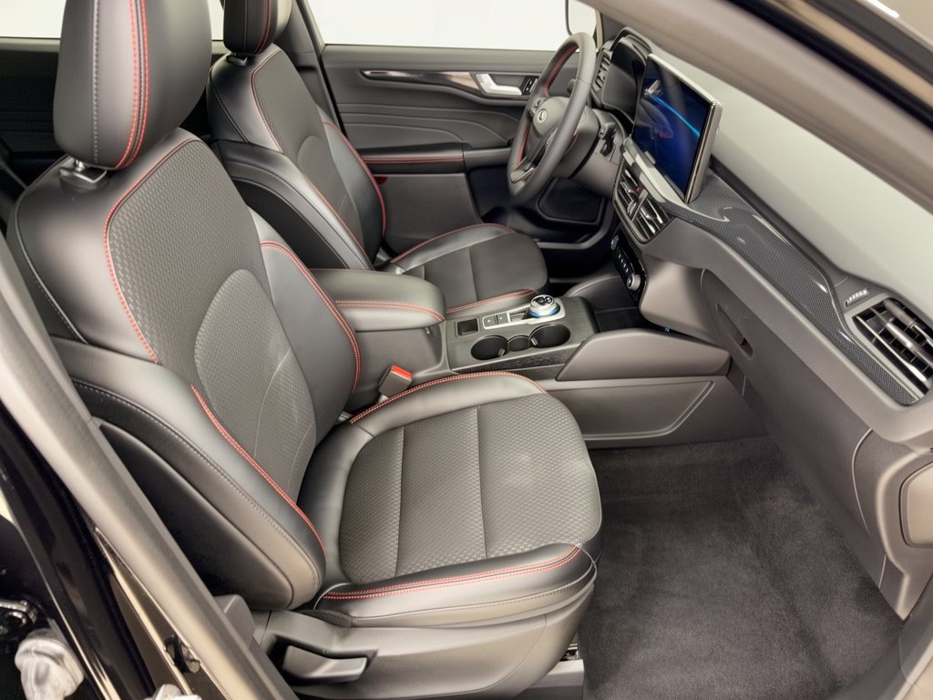 Certified 2023 Ford Escape ST-Line w/ Tech Pack #1 FWD image 30