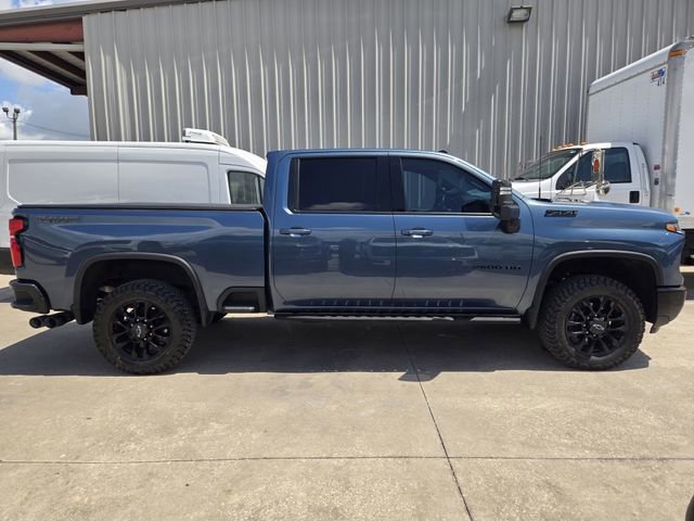 Used 2025 Chevrolet Silverado 2500 LTZ w/ Trail Boss Package AWD/4WD image 5