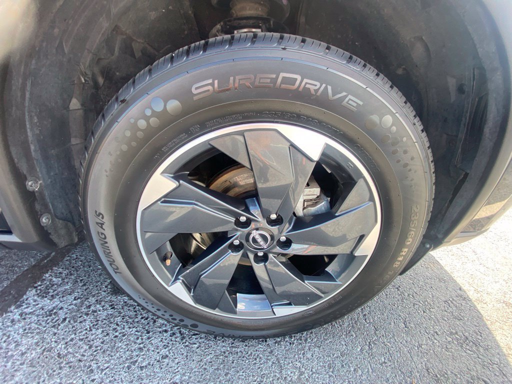 Used 2024 Nissan Rogue SV AWD/4WD image 27