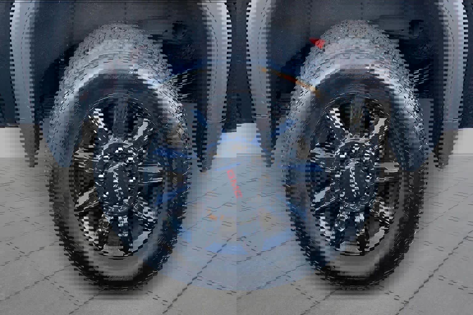 Used 2025 GMC Sierra 2500 AT4 w/ AT4 Premium Plus Package image 12