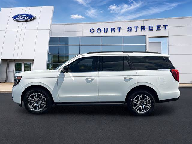 Certified 2026 Ford Expedition Active AWD/4WD image 8