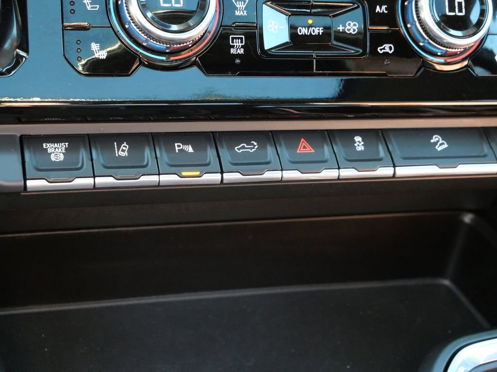 Used 2024 GMC Sierra 2500 Denali Ultimate AWD/4WD image 21