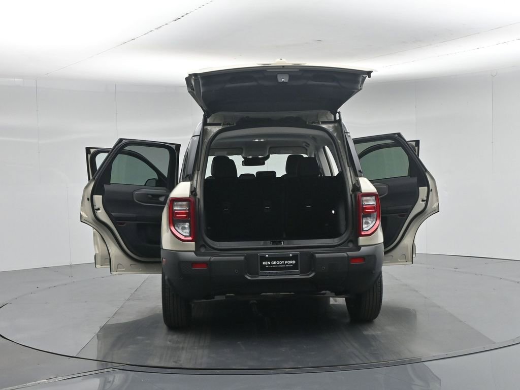 Certified 2025 Ford Bronco Sport Outer Banks w/ Outer Banks Tech Package+ AWD/4WD image 36