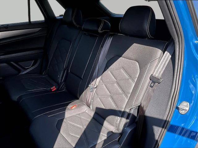 Used 2025 Volkswagen Atlas Cross Sport SE FWD image 24