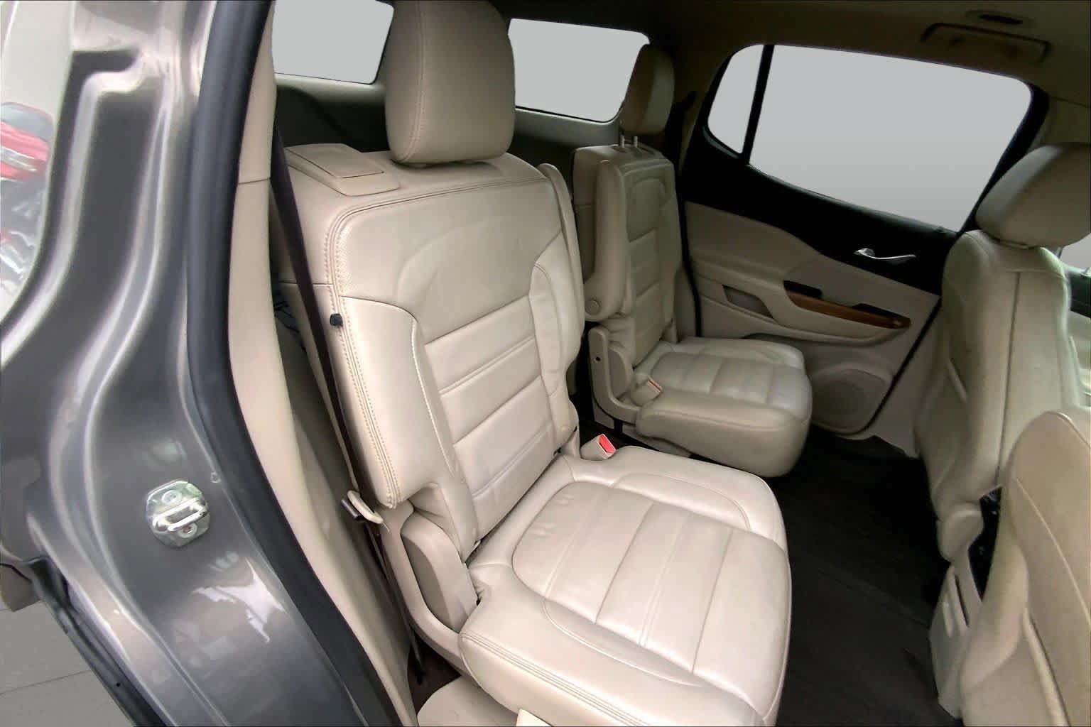 Used 2019 GMC Acadia Denali FWD image 19