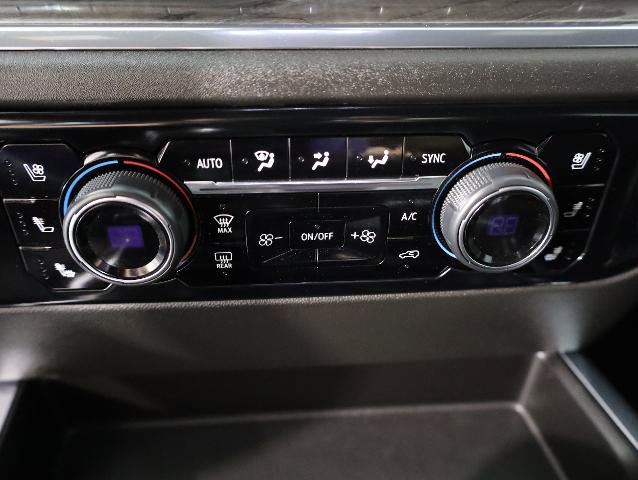 Used 2024 Chevrolet Silverado 1500 LTZ AWD/4WD image 15