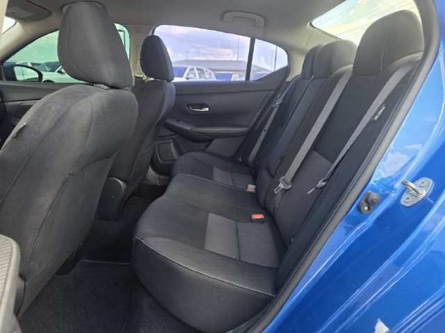 Used 2022 Nissan Sentra SV FWD image 18