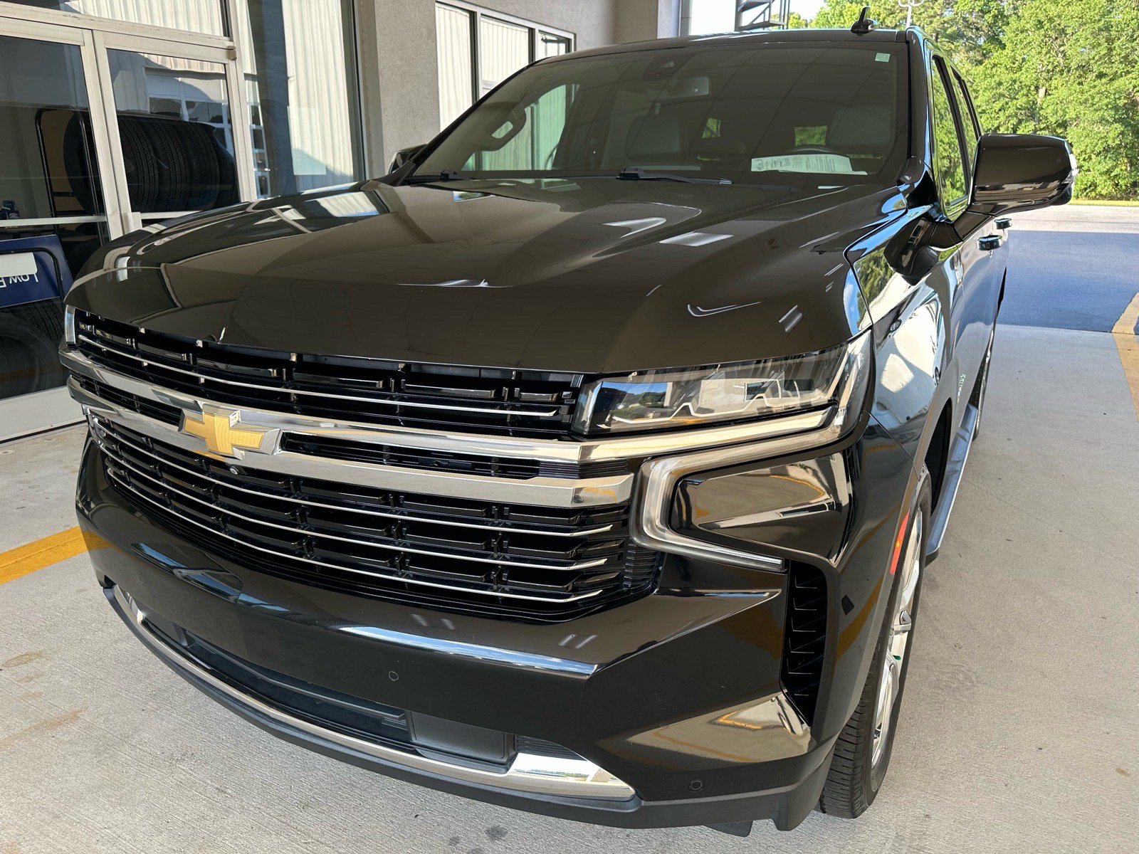 Used 2022 Chevrolet Tahoe LT w/ Luxury Package