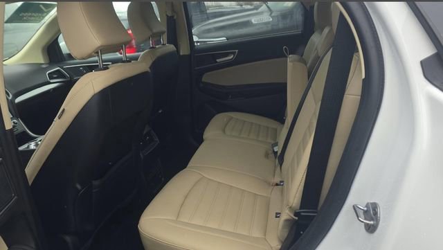 Certified 2024 Ford Edge SEL w/ Convenience Package image 5
