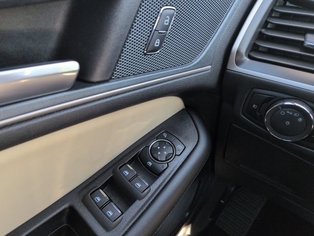 Certified 2024 Ford Edge SEL w/ Convenience Package AWD/4WD image 32
